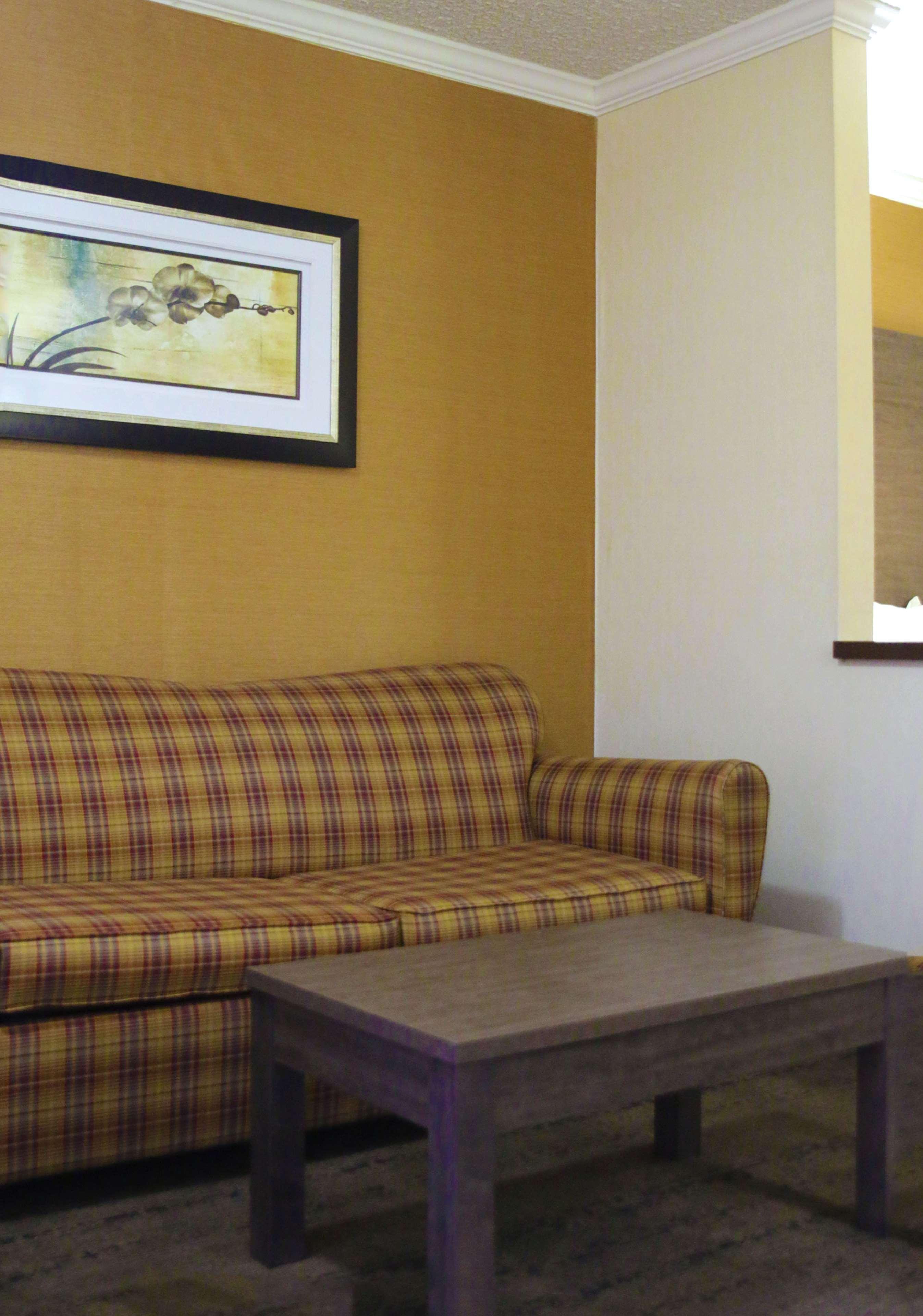 Best Western Galleria Inn & Suites Cheektowaga Exterior foto