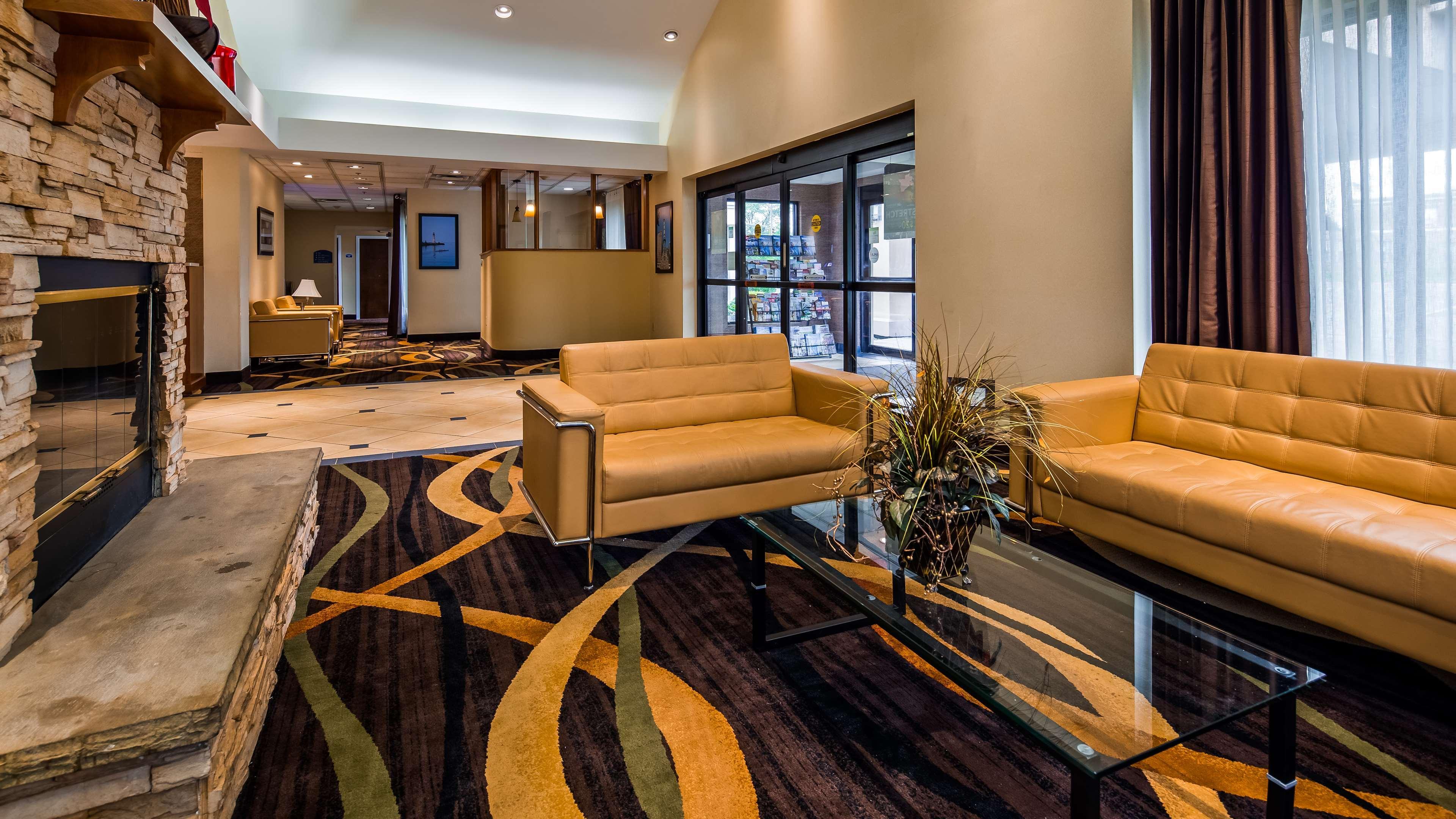 Best Western Galleria Inn & Suites Cheektowaga Exterior foto
